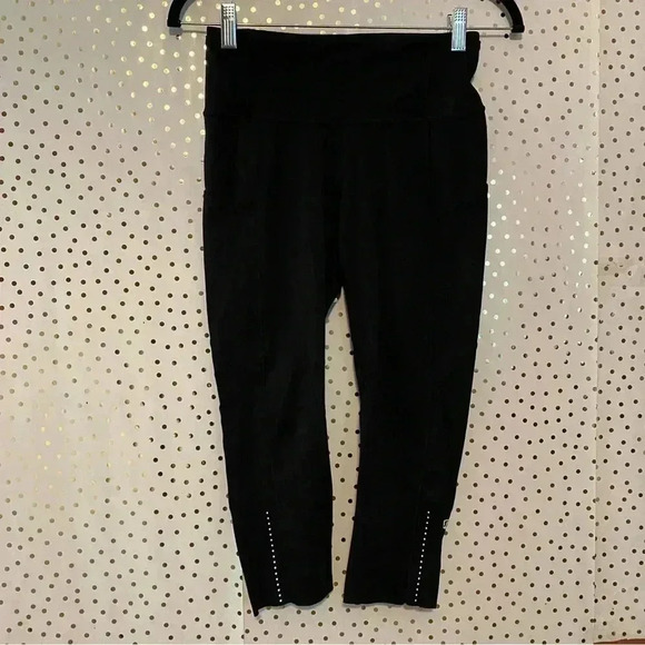 Lululemon Fast & Free Crop II - Picture 1 of 12